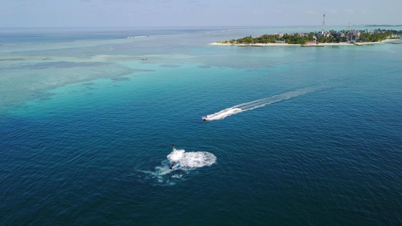 Triton Prestige Seaview And Spa Hotel Maafushi Exterior photo