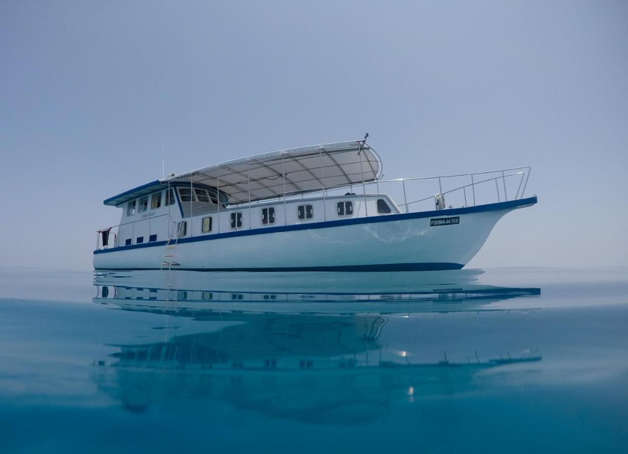 Triton Prestige Seaview And Spa Hotel Maafushi Exterior photo