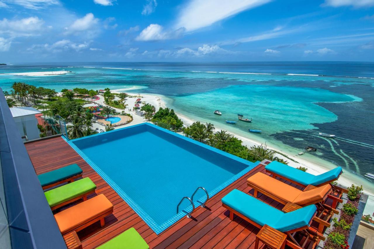 Triton Prestige Seaview And Spa Hotel Maafushi Exterior photo